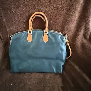 Classic Women's Navy Tote with Tan Handles